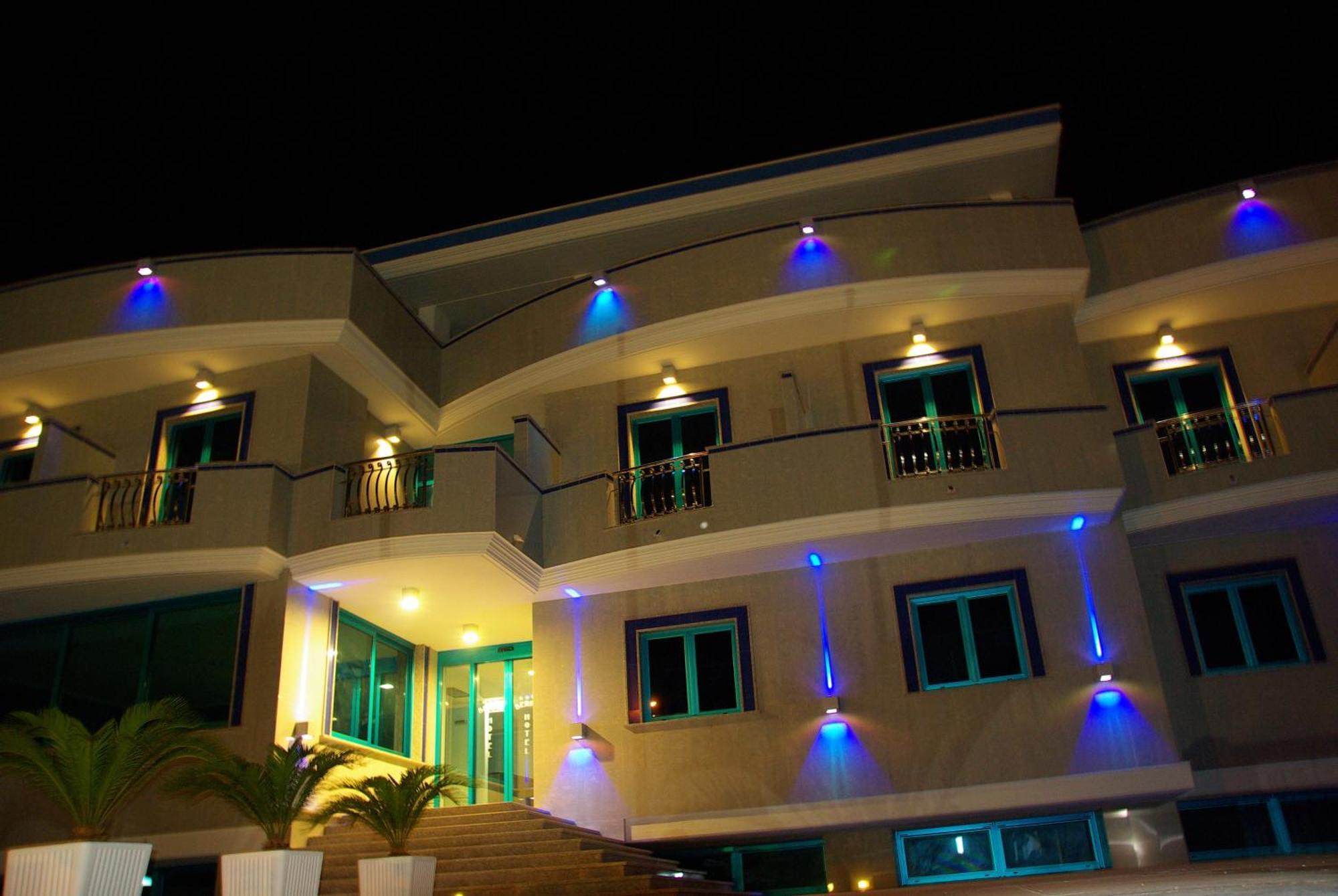 Serpa Hotel Anzio Exterior foto